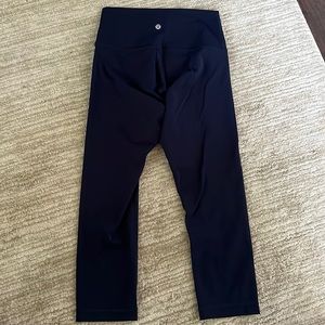LULU LEMON Wunder Train High Rise Crop 21”